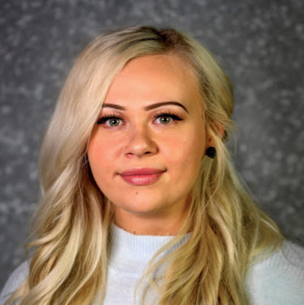 Meet your Posher, Karinne